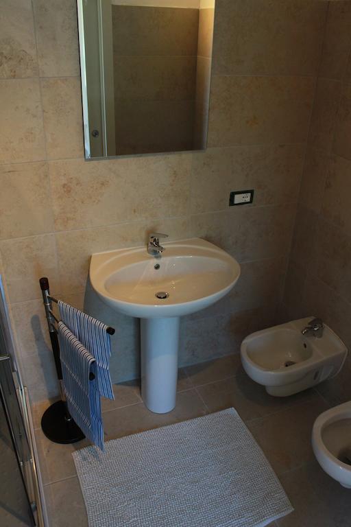 Dal Generale Hotel Moniga del Garda Екстериор снимка